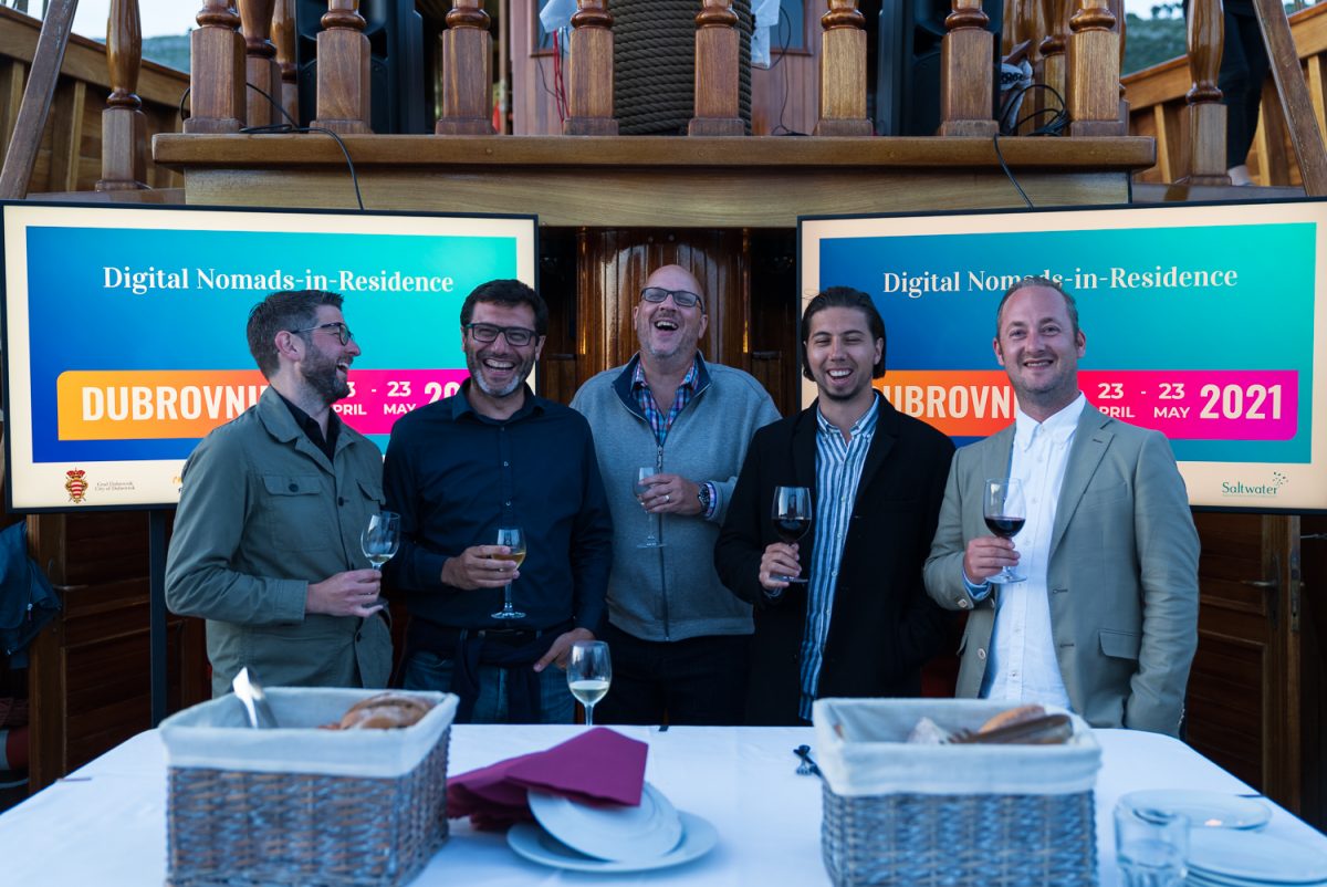 dubrovnik-nomads-computer-digital-event-happy-people