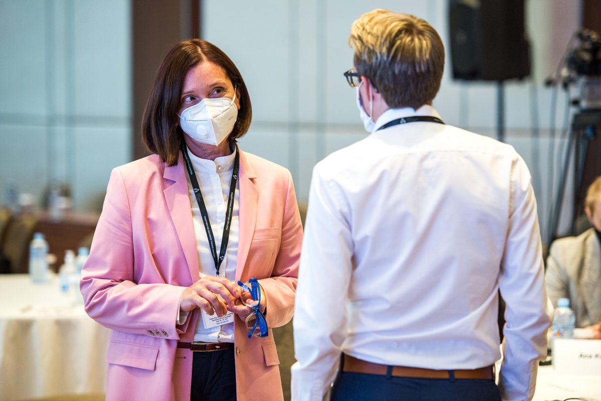 mask-event-covid-cef-supporting-accounting-skopje-conventa-best-event